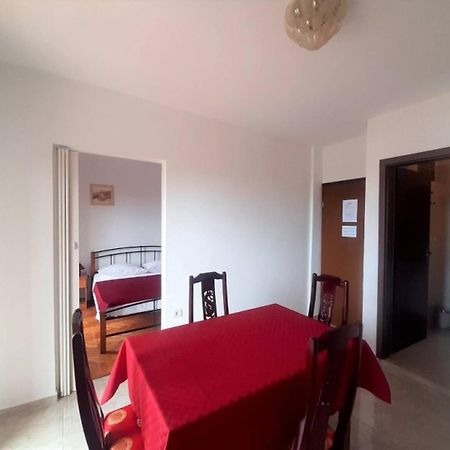 Guest House Helena Close To Beach Крк Экстерьер фото